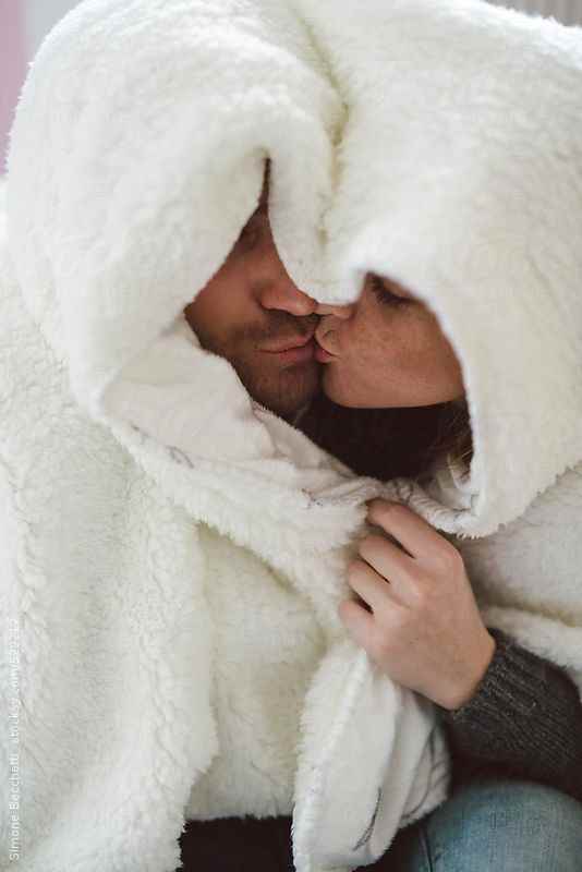 the-bed-or-blanket-cocoon-couple-photos