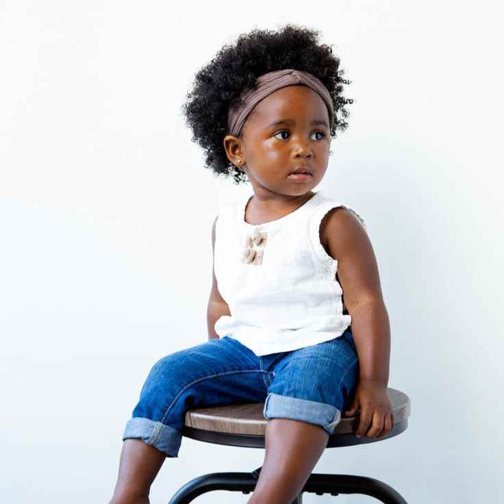 afro-with-headband-baby-girl-hairstyle-for-4c-short-hair