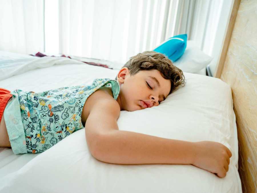 afternoon-nap-or-rest-time-toddler-daily-schedule