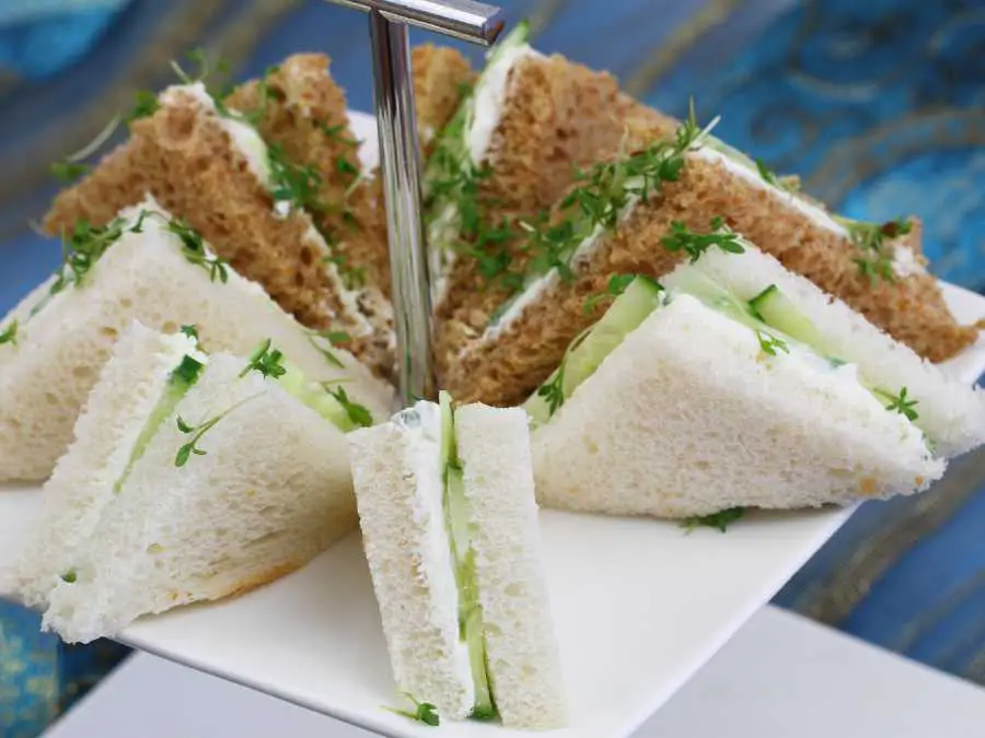 cream-cheese-and-cucumber-sandwiches-toller-lunch-ideas-for-picky-eaters
