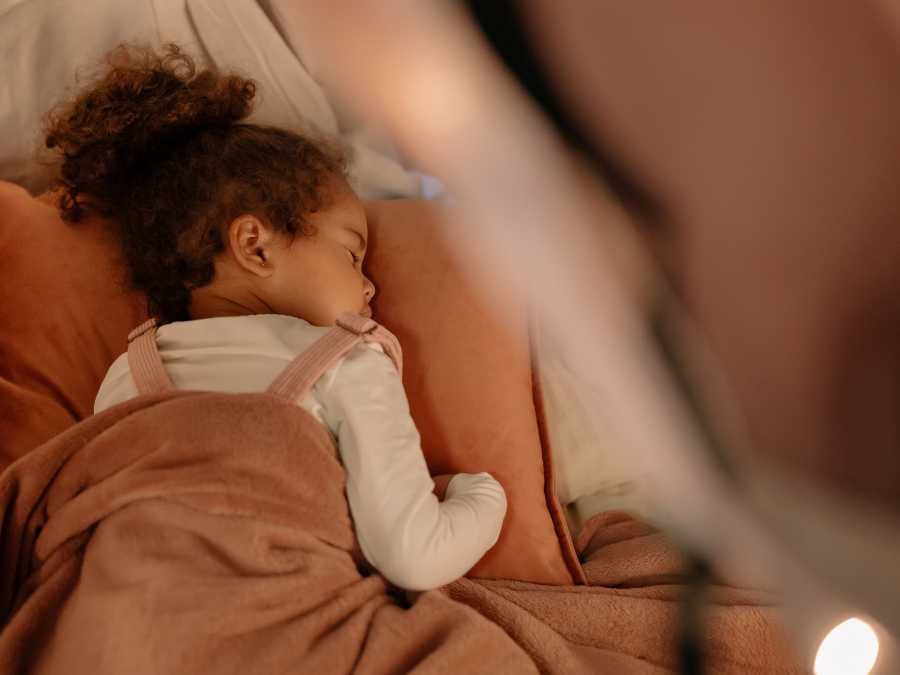 dim-the-light-bedtime-routine-for-3-years-old