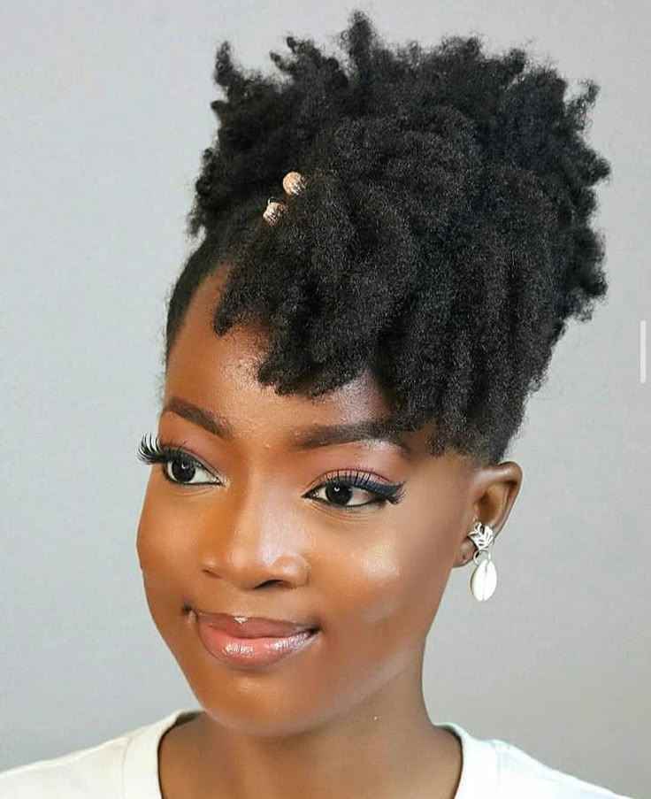 pineapple-updo-natural-hairstyle-for-black-women