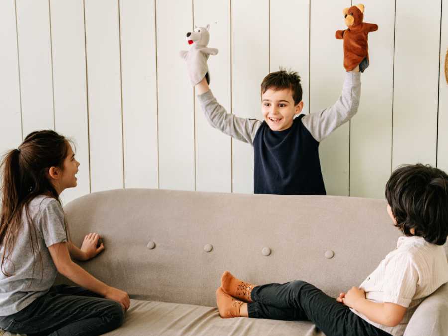 put-on-puppet-show-screen-free-activities-for-kids