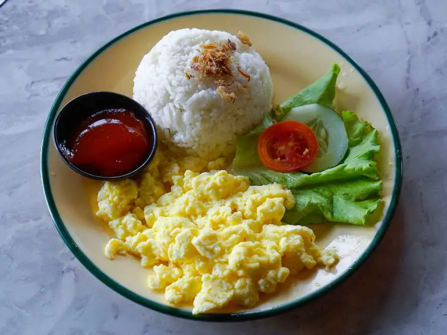 rice-and-scrambled-eggs-toddler-lunch-ideas-for-picky-eaters