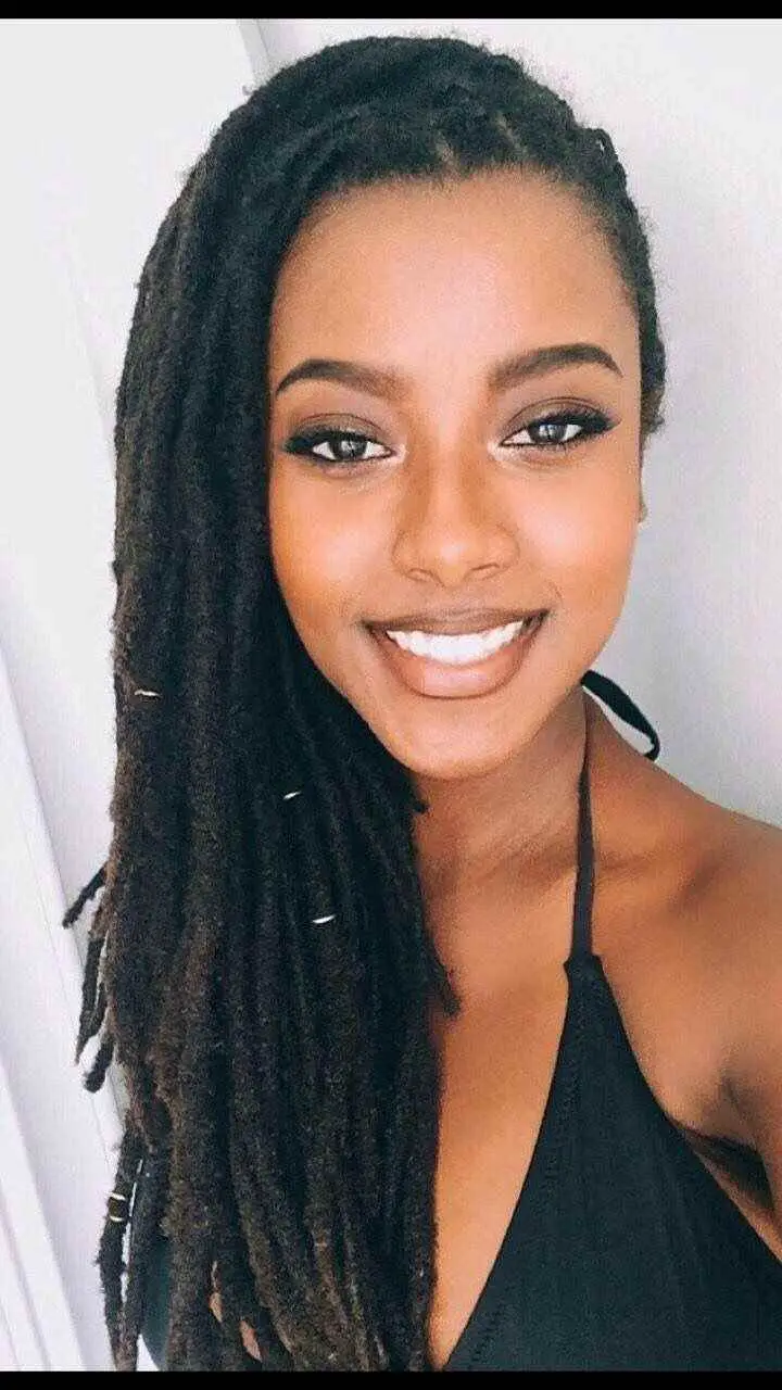 side-swept-dreadlocks-female-dreadlock-style