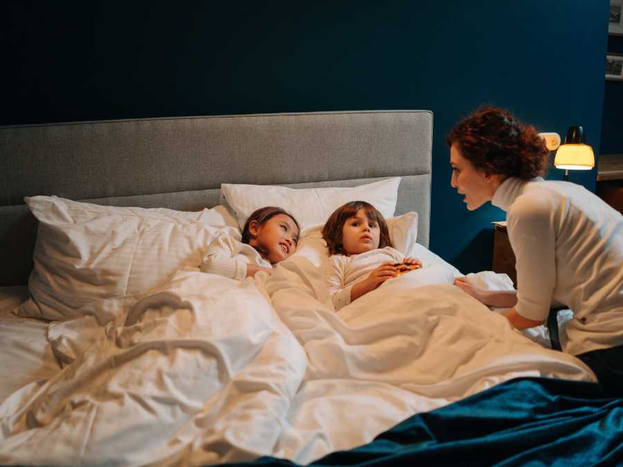 start-bedtime-at-the-same-time-every-night-bedtime-routine-for-3-years-old