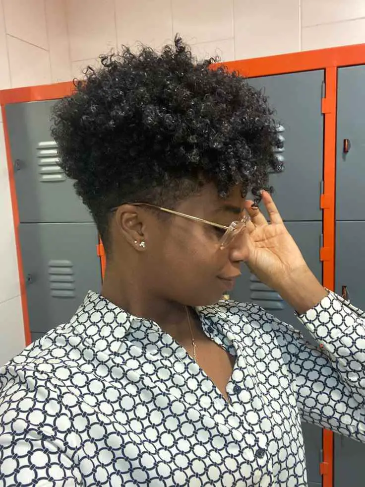 tapered-cut-natural-hairstyle-for-black-women