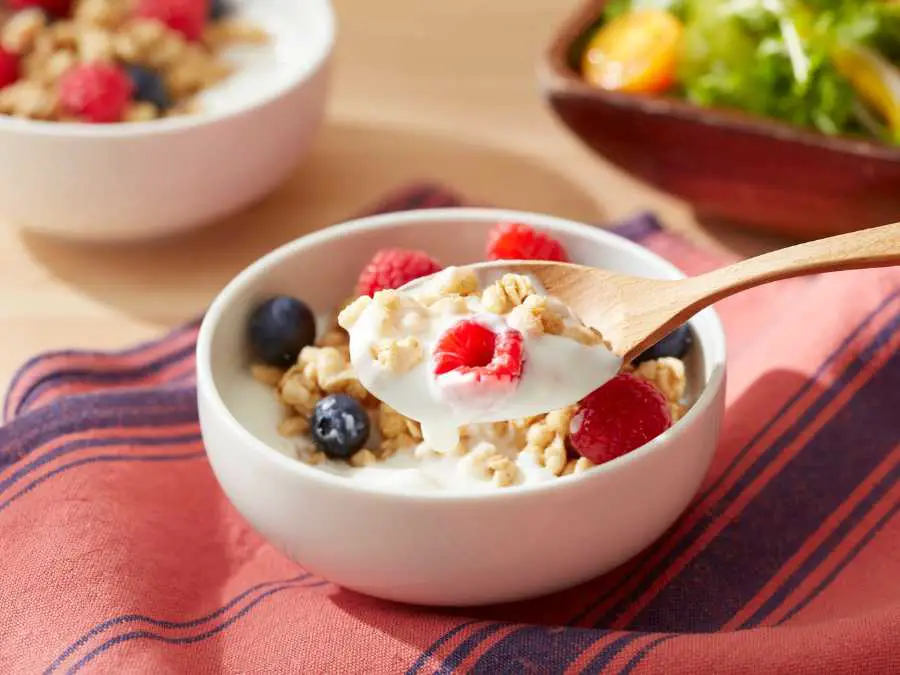 yogurt-and-fruit-bowl